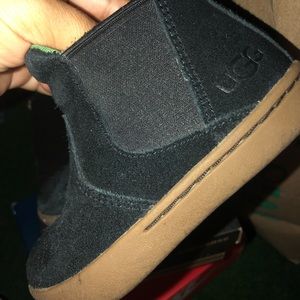 UGG Hamden sneakers  (size 7 infant)